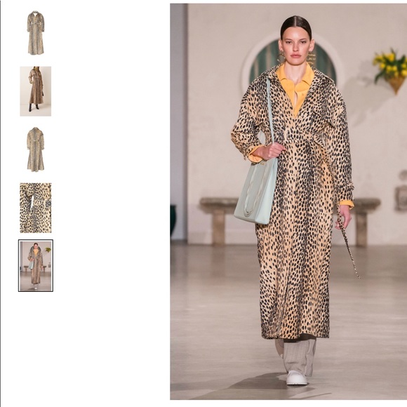 Jacquemus
Belted Printed Cotton And Linen-Blend. - Picture 3 of 8